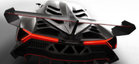 Lamborghini Veneno buntut