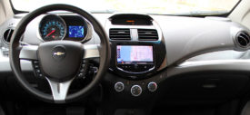 Interior Mobil Nissan Pathfinder