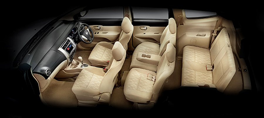 Mobil Baru, Harga New Nissan Grand Livina Interior: Harga New Nissan Grand Livina Facelift 2013