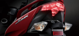Yamaha S-Max 155 merah