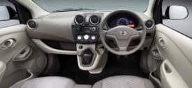 Datsun Go dashboard