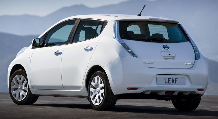 International, Nissan Leaf 2014 belakang: Nissan Leaf 2014 : Apa Yang Baru?