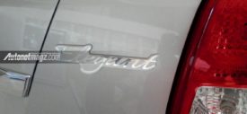 Suzuki Ertiga Elegant 2013 emblem