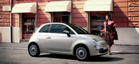 Fiat 500 Putih