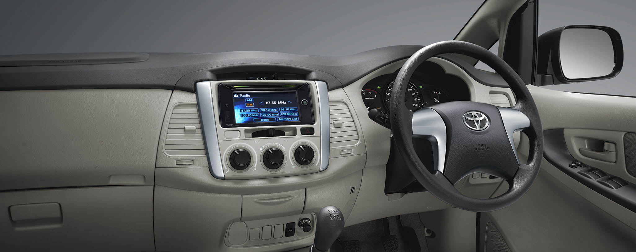 Mobil Baru, Toyota Kijang Innova 2013 Dashboard G: Nih Gambar High Resolution Foto Kijang Innova Facelift 2013