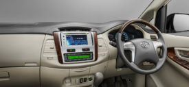 Toyota Kijang Innova 2013 Captain Seat