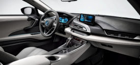 BMW i8 door open