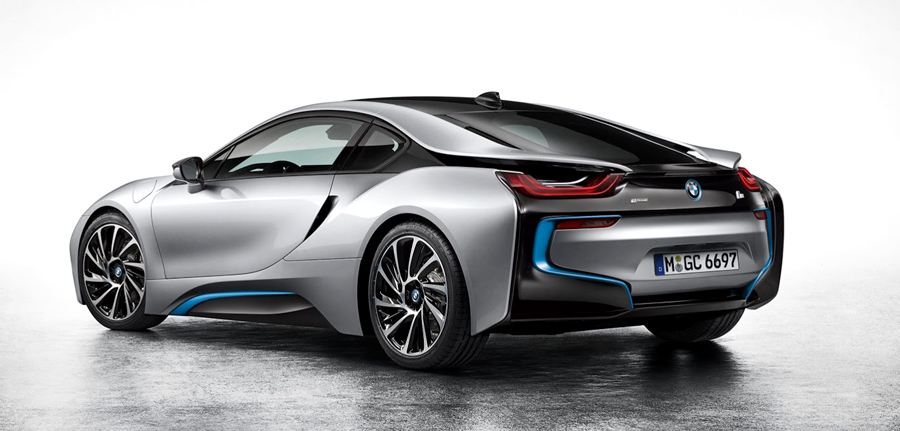 BMW, BMW i8 rear: BMW i8 Electric : Generasi Baru Mobil Sport BMW