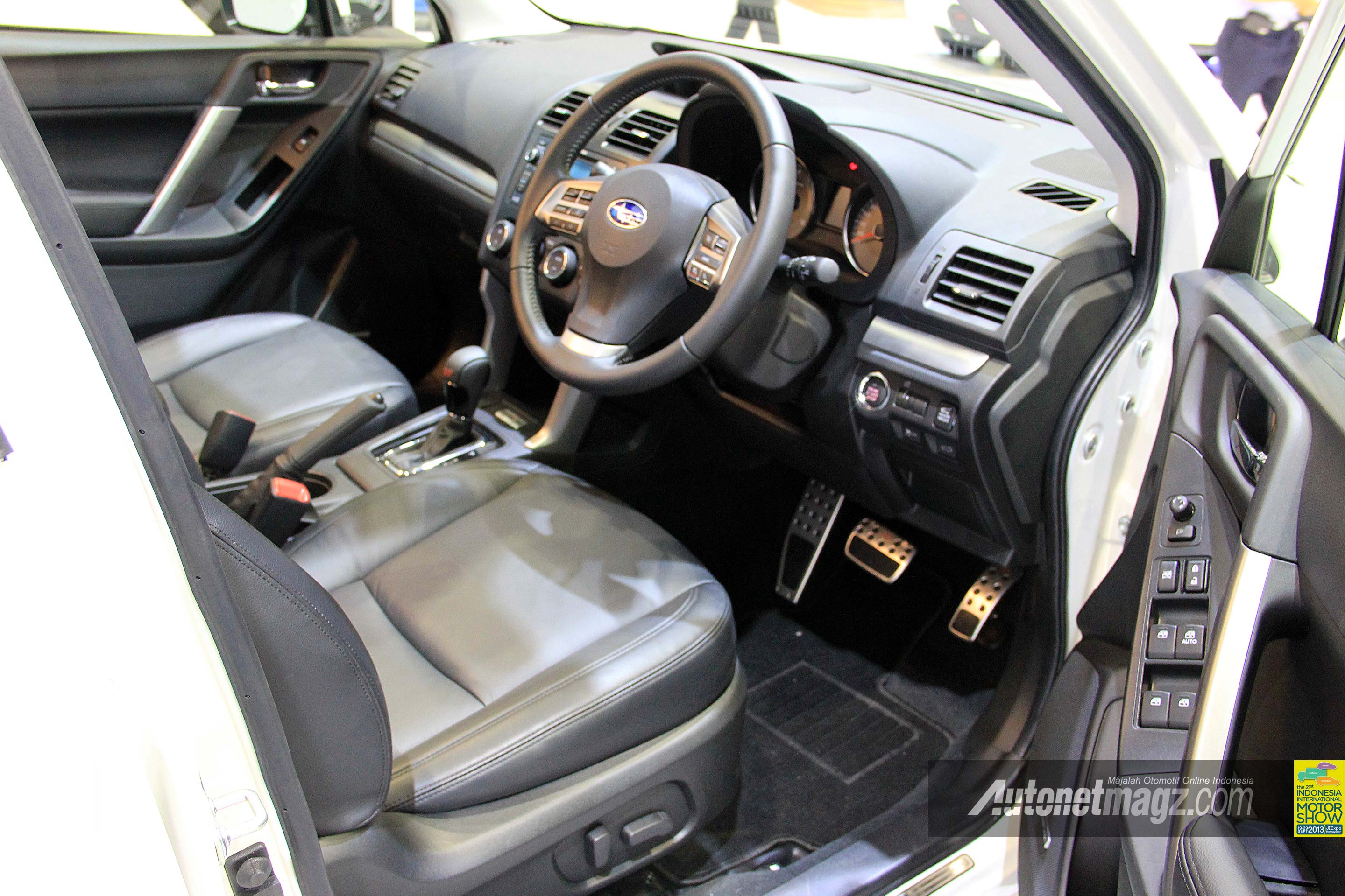IIMS 2013, Interior Subaru All-new Forester 2.0XT: Subaru All-New Forester Diluncurkan Di IIMS 2013