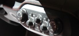 Ferrari 458 Speciale steering wheel