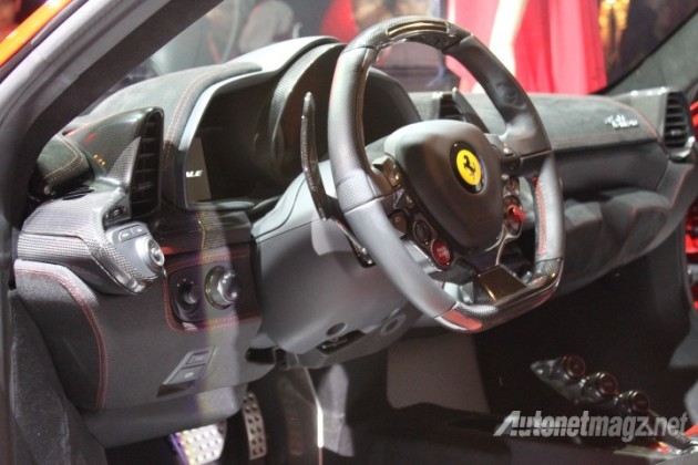 Ferrari, Ferrari 458 Speciale steering wheel: Ferrari 458 Speciale Hadir di Indonesia