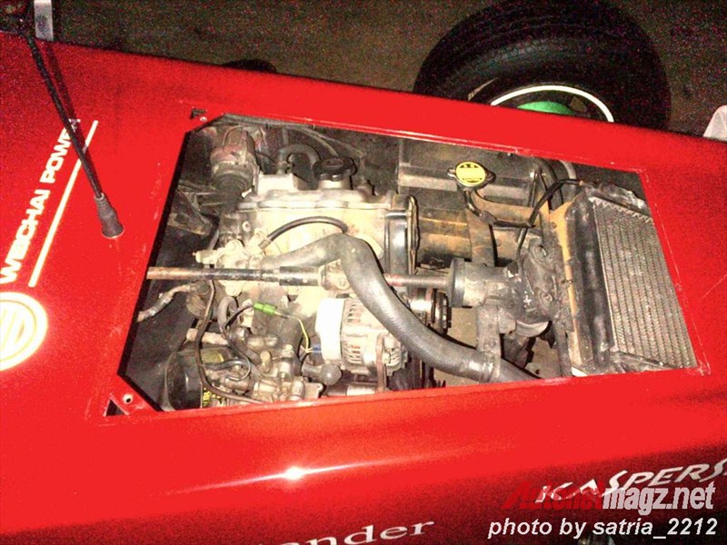 Daihatsu, Ferrari F1 Replica Engine: Pria Lombok Membuat Replica Ferrari F1 Dari Daihatsu Hijet 1980