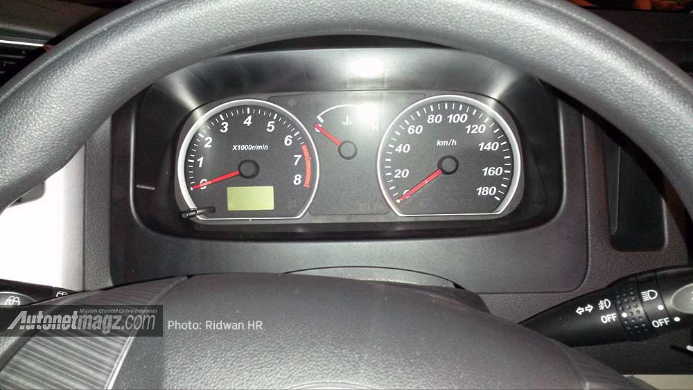 Daihatsu, Speedometer Daihatsu New Luxio: Gallery Foto Daihatsu Luxio Facelift 2014 and Impresi Pertama