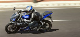 Yamaha YZF R125 speedometer