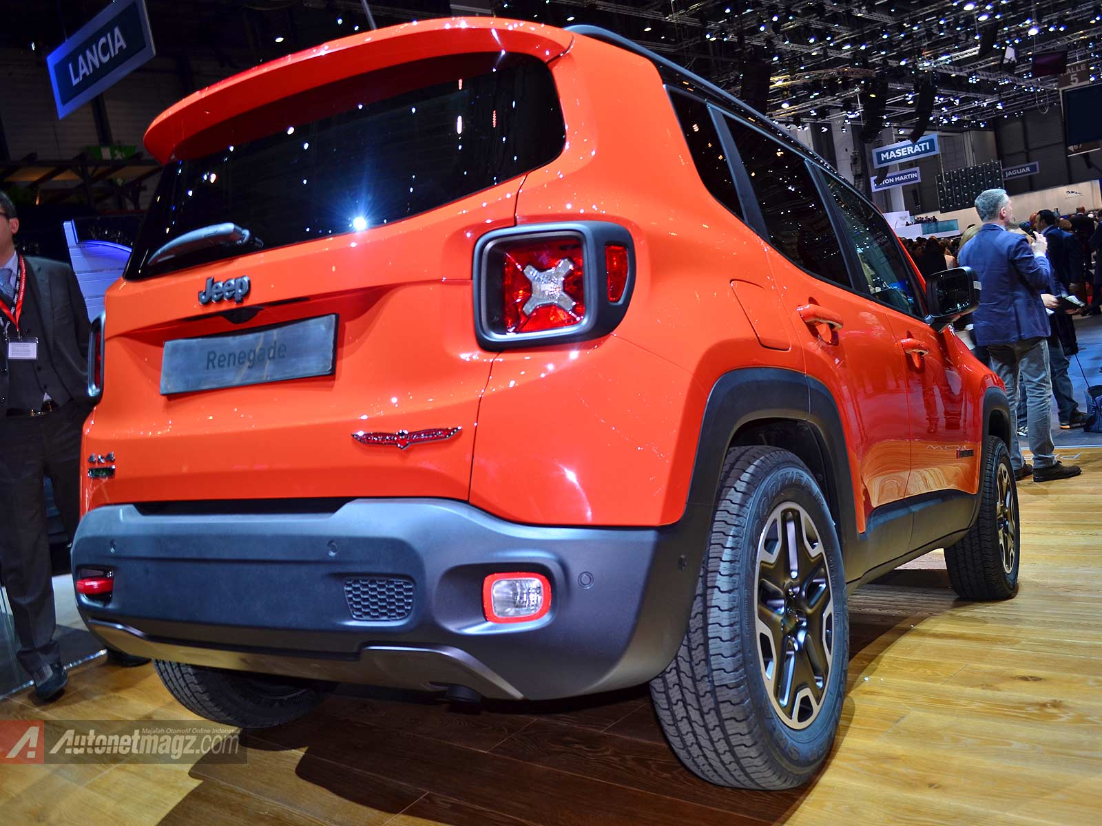 Geneva Motor Show 2014, Jeep Renegade Trailhawk: Ramaikan Pasar Baby SUV, JEEP Renegade Diluncurkan