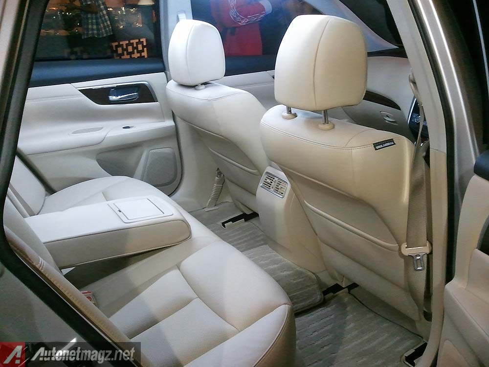 Mobil Baru, Kabin dan interior Nissan Teana tahun 2014: All-New Nissan Teana Menggoda Eksekutif yang Ingin Tampil Beda