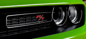 2015 Dodge Challengger Facelift HD Wallpaper