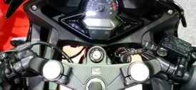 Honda CBR300R driving position