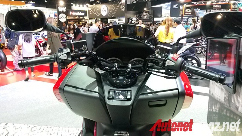 Bangkok Motorshow, Honda Forza 300 Dek: First Impression Review Honda Forza 300