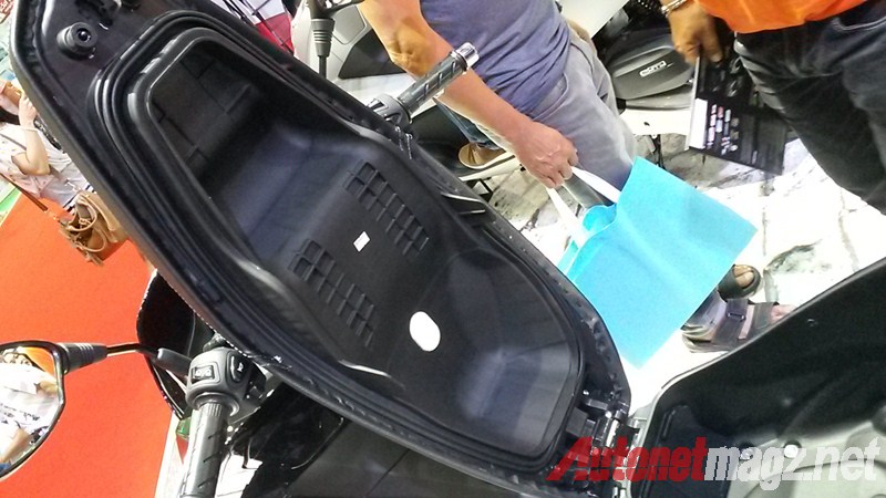 Bangkok Motorshow, Honda PCX 150 Plastik Jok: First Impression Review Honda PCX 150 Facelift