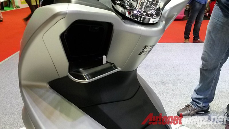 Bangkok Motorshow, Honda PCX 150 Storage: First Impression Review Honda PCX 150 Facelift