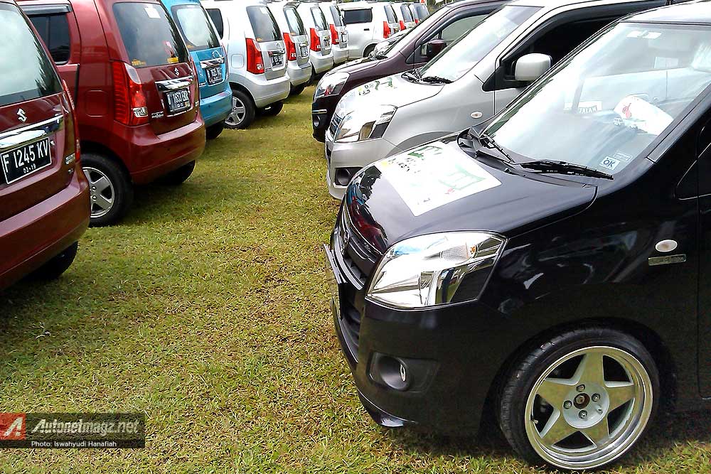 Event, Total penjualan Suzuki Karimun Wagon R sejak muncul November 2013 telah terjual 48 ribu lebih: 500 Lebih Pengguna Karimun Ikut Jalan Jalan Karimun Wagon R