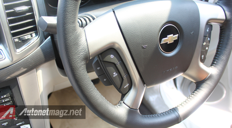 Chevrolet, Chevrolet Captiva Facelift Steering switch control: First Impression Review 2015 Chevrolet Captiva AWD Facelift