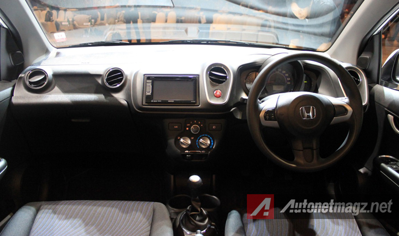 Honda, Honda Mobilio RS Dasbor: First Impression Review Honda Mobilio RS by AutonetMagz