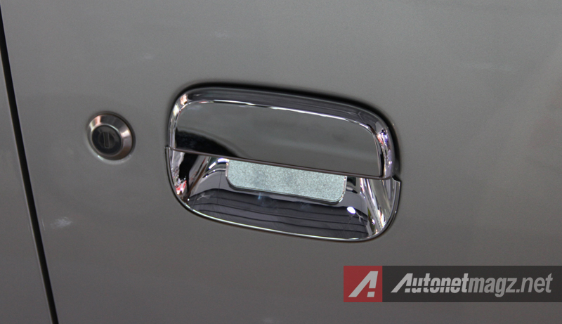 Mobil Baru, Suzuki Karimun Wagon R DIlago chome door handle: First Impression Review Suzuki Karimun Wagon R Dilago