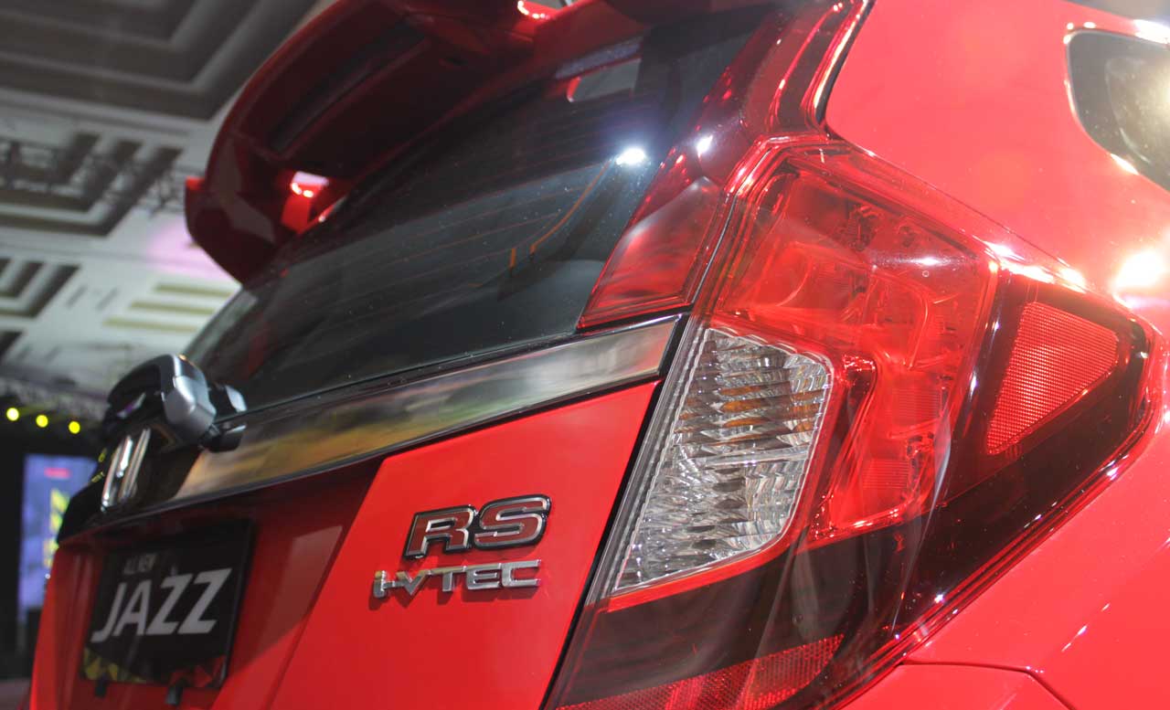 Honda, Honda-Jazz-RS-Logo: First Impression Review Honda Jazz Mugen 2014 by AutonetMagz
