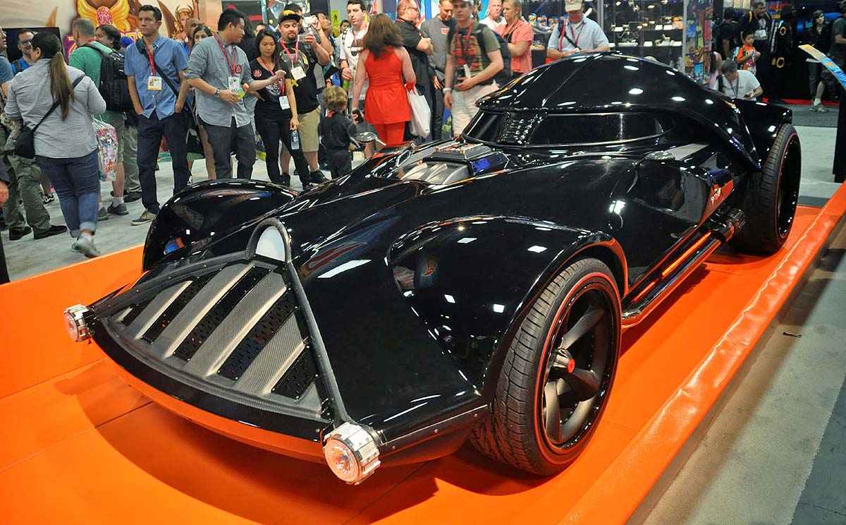 Chevrolet, Hot Wheels Darth Vader at Comic Con 2014: Sangar, Mobil Darth Vader dari Hot Wheels [with Video]