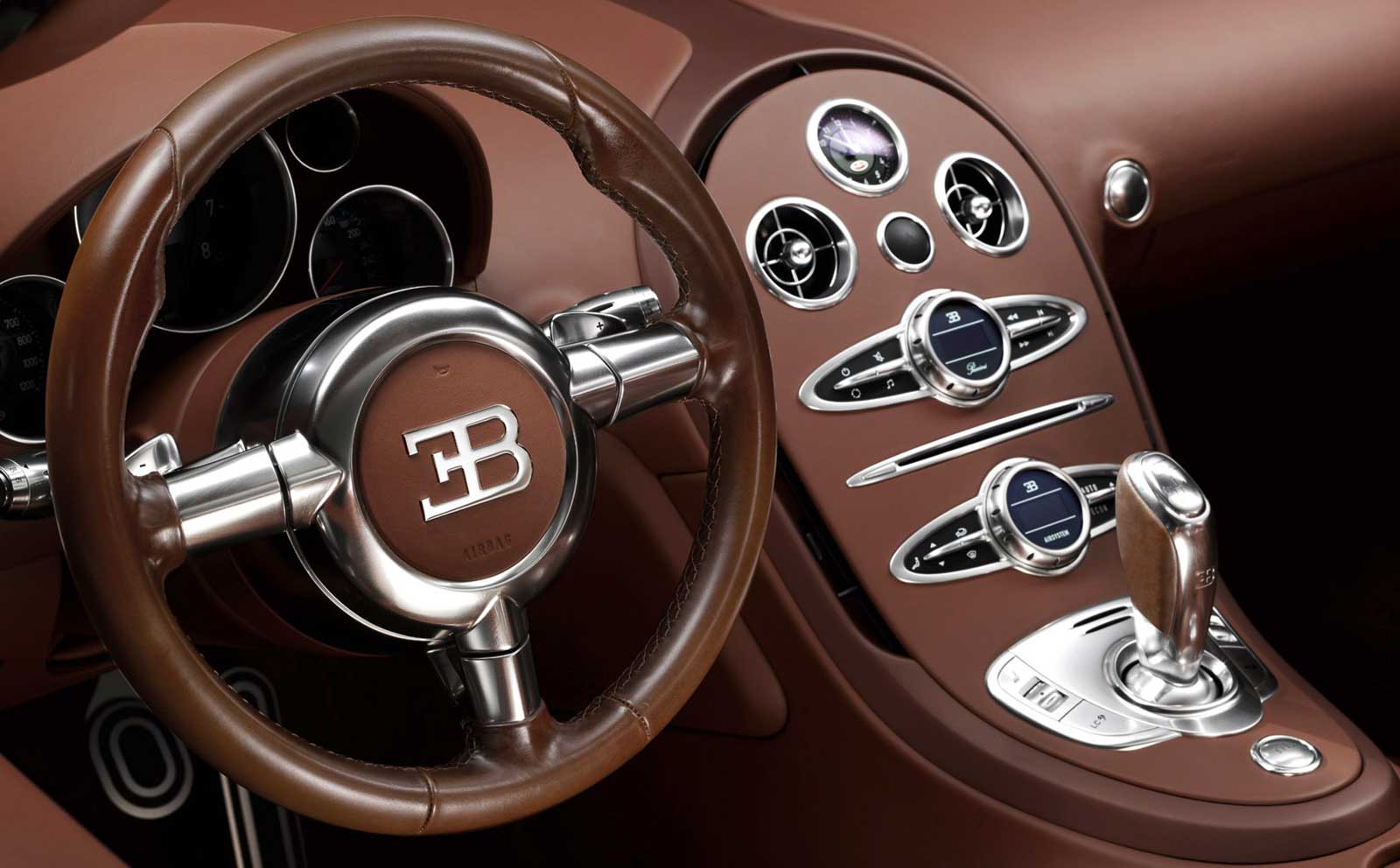Bugatti, Bugatti-Veyron-Ettore-Bugatti-Edition-Interior: Nama “Ettore Bugatti” Digunakan Sebagai Nama Terakhir Bugatti Veyron