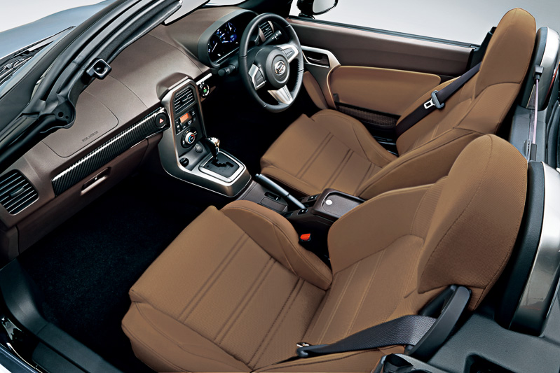 Daihatsu, Daihatsu-Copen-interior-cabin-dashboard: Belum Lama Diluncurkan, Daihatsu Copen 2014 Raih Rekor Penjualan