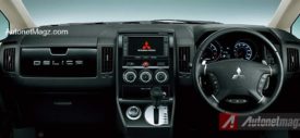 Mitsubishi Delica D5 Black Interior