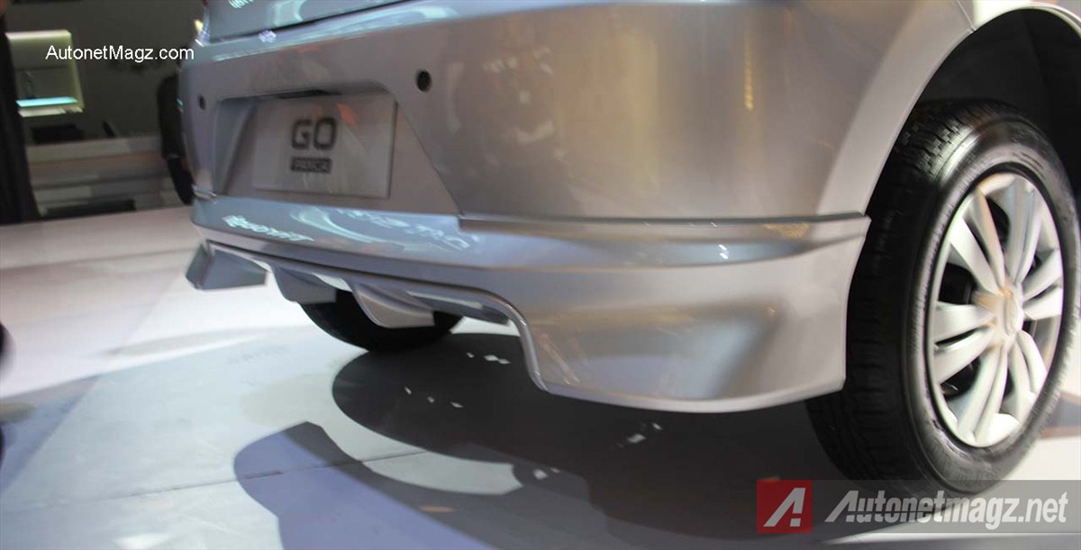 Datsun, Sensor-Parkir-Datsun-GO-Panca-Gratis-Aksesoris: First Impression Review Datsun GO Panca Hatchback 5 Seater
