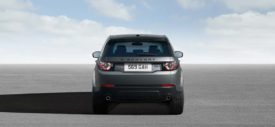 Land Rover Discovery Sport Photos