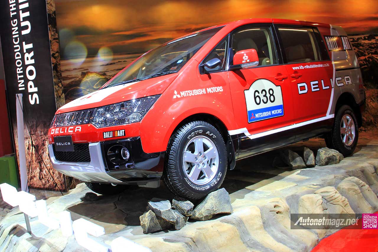 IIMS 2014, Mitsubishi Delica D5 Ralliart rally livery sticker: [Exclusive] First Impression Review Mitsubishi Delica 2014 Indonesia [with Video]