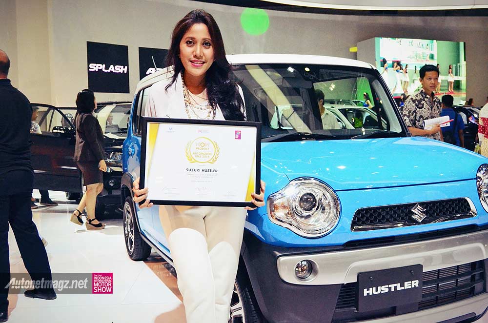 IIMS 2014, Suzuki Hustler mendapat penghargaan di Indonesia Wow Product Automotive IIMS 2014 yang diterima Dimelza Sharindradini: Suzuki Hustler Raih Penghargaan WOW Product – Automotive di IIMS 2014