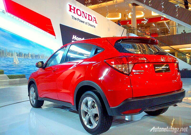 Event, Harga Honda HR-V Vezel Indonesia: Pertama Kali Tampil di Bandung, Honda HR-V Merah Goda Pengunjung