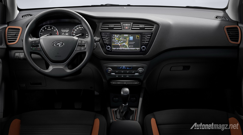 Berita, Interior-Hyundai-i20: Hyundai Lengkapi Keluarga i-Car dengan 3 Mobil Baru