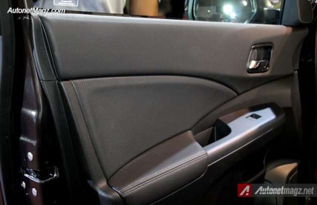 Door-Trim-Honda-CRV-PRestige-with-soft-touch