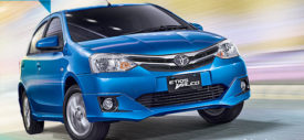 Interior-Toyota-Etios-Valco-facelift-2015