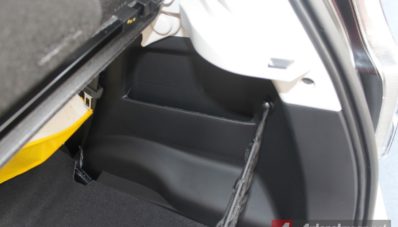 First Impression Review Daihatsu Sirion Facelift 2015 oleh AutonetMagz First Impression Review Daihatsu Sirion Facelift 2015 oleh AutonetMagz