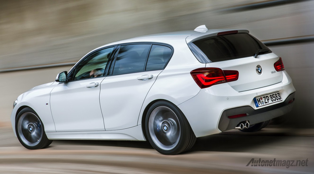 Berita, BMW-1-Series-Tampak-Belakangjpg: BMW Seri 1 Facelift Pilihan Mesinnya Makin Banyak, Manakah Pilihanmu?