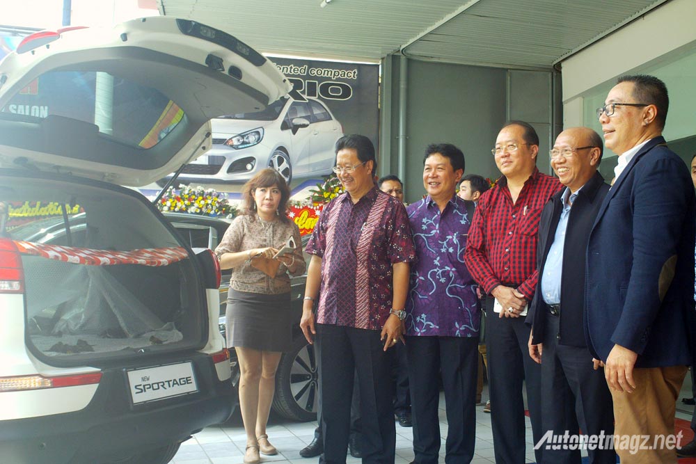 Berita, Dealer KIA di wilayah Bekasi: KIA Buka Dealer Baru Untuk Layani Penduduk Cikarang, Bekasi