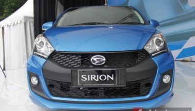 First Impression Review Daihatsu Sirion Facelift 2015 oleh AutonetMagz First Impression Review Daihatsu Sirion Facelift 2015 oleh AutonetMagz