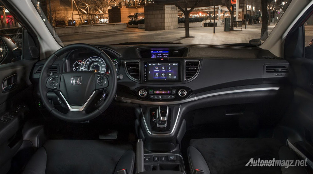 Berita, Interior-CR-V-facelift-Inggris: Honda CR-V Facelift Resmi Muncul di Inggris, Harganya Hampir 700 Juta!