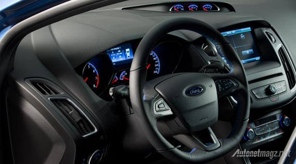 Berita, Interior-Ford-Focus-RS: Ford Focus RS Terbaru Makin Beringas dengan Tenaga 330 HP dan Penggerak AWD