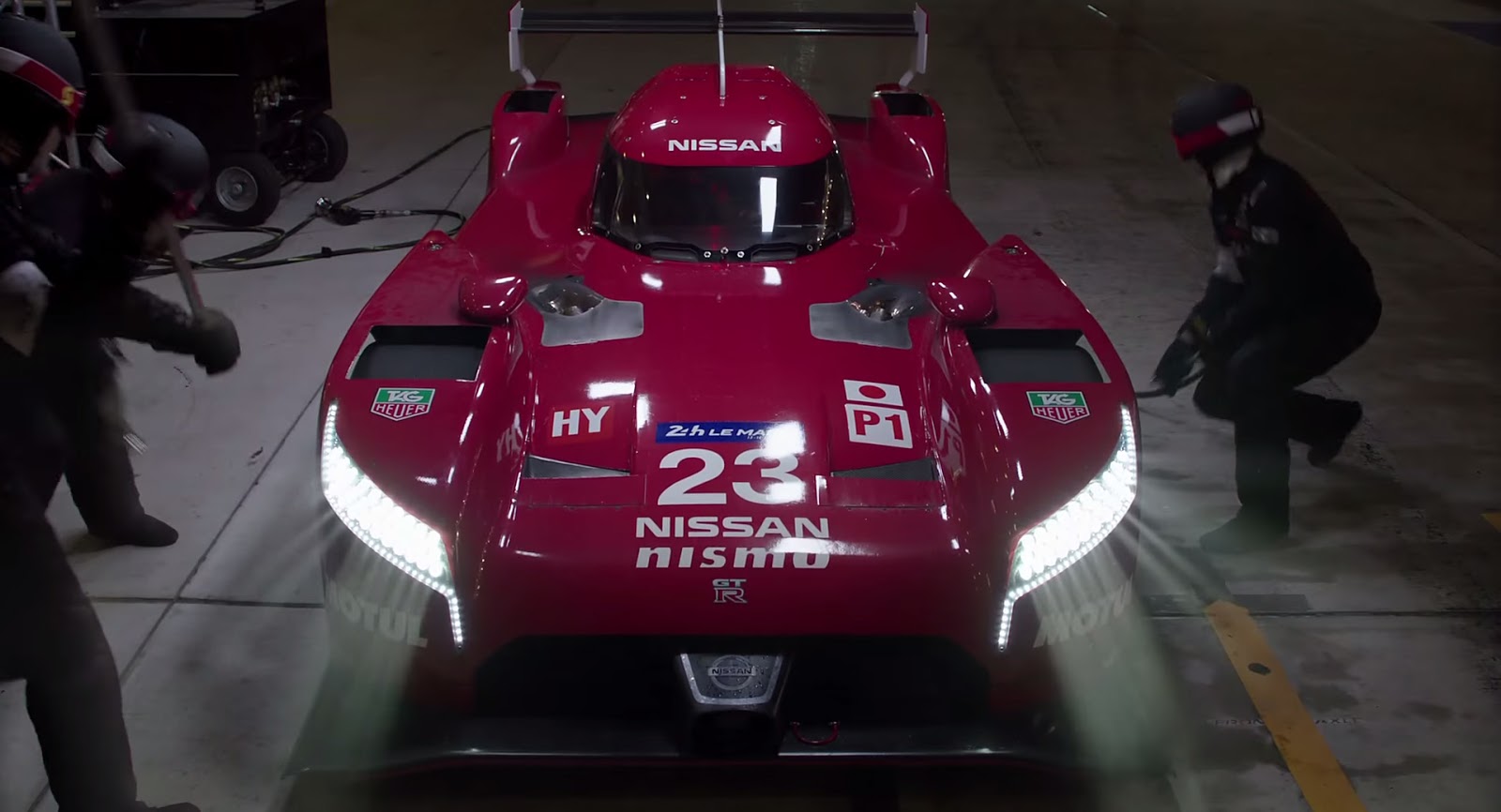 International, Nissan GT-R LM Nismo: Nissan Maxima 2016 Versi Produksi Muncul di Iklan Superbowl