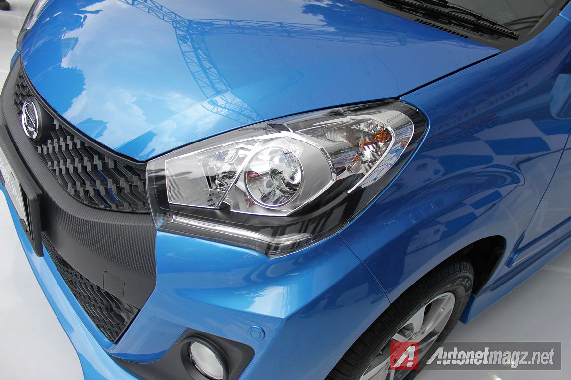 Berita, Projector headlamp dan lampu LED stripe Daihatsu Sirion 2015: First Impression Review Daihatsu Sirion Facelift 2015 oleh AutonetMagz
